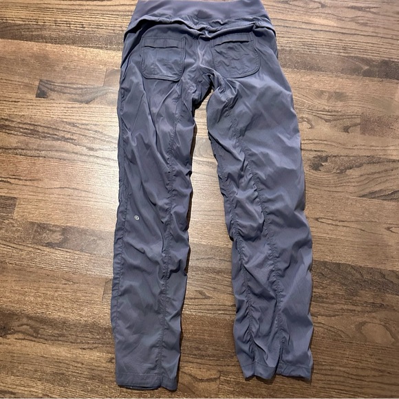 Lululemon Quick Step Pant Size 6 - Coal Gray -  Dance Studio - Picture 2 of 4